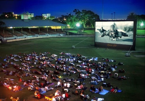 E-40.Whalerider (1)small Cinebox Open Air Cinema Outdoor Movies